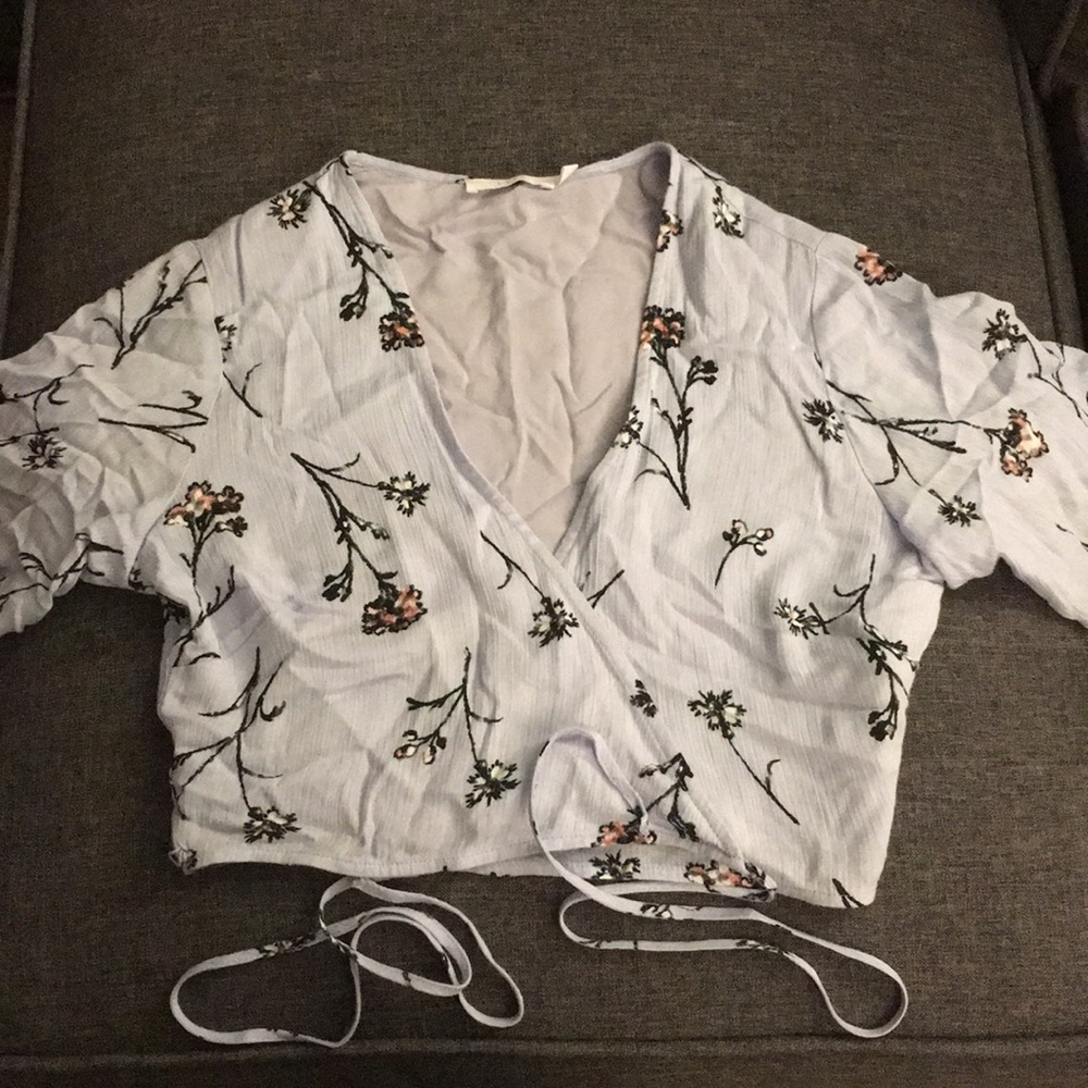 Blue flowered crop top